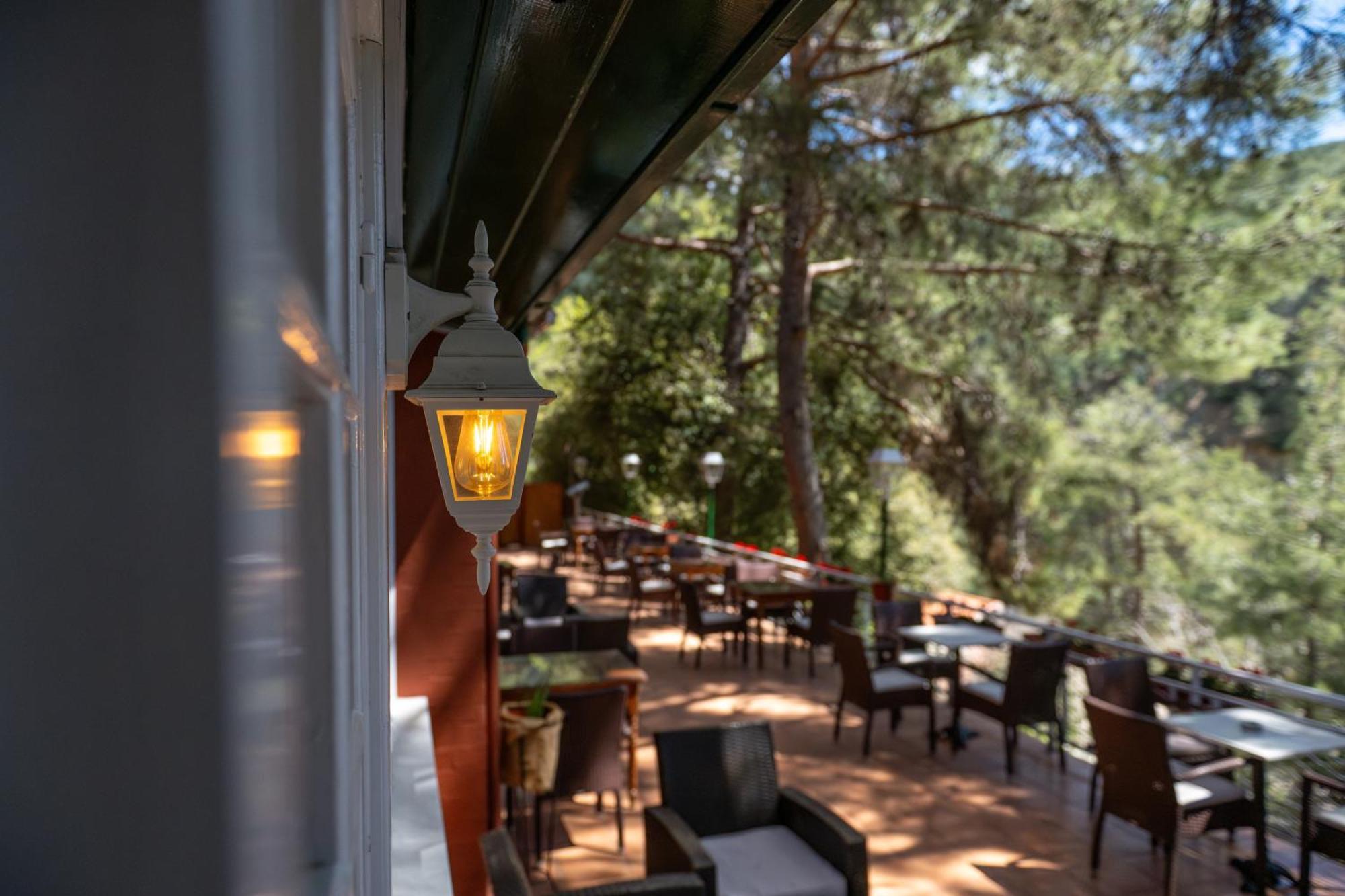New Helvetia Hotel Platres Exterior photo